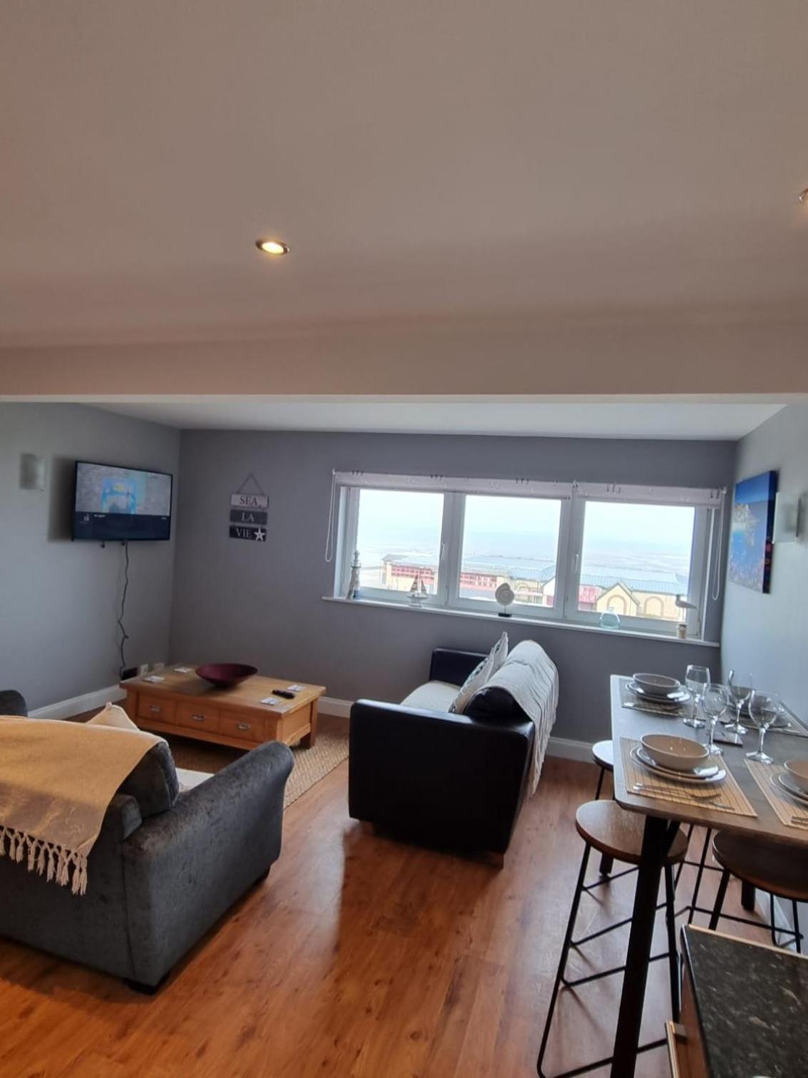 Appartamento New With Free Offstreet Parking The Lookout At Esplanade *